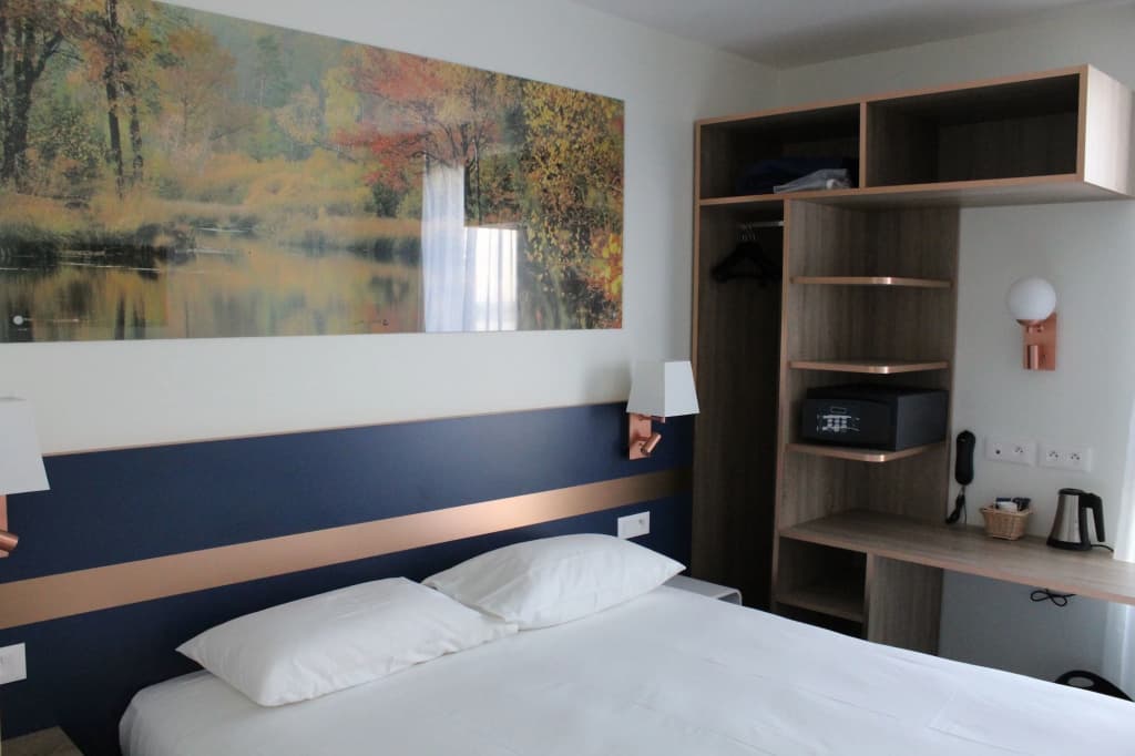 K Hotel - Photo 2