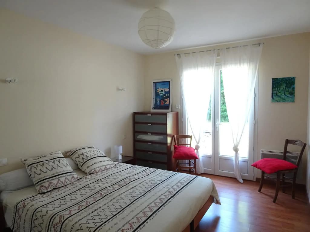 Spacious Holiday Home Located in the Heart of the bay of Mont St Michel - Photo 4