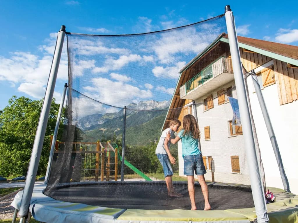 Alpine Getaway With Pool - Photo 4