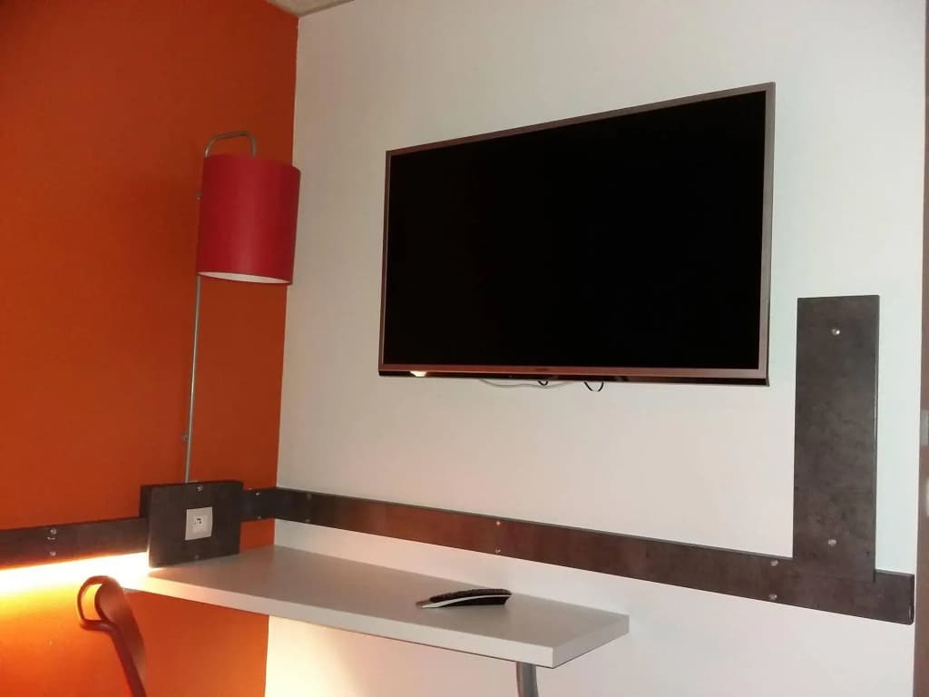 ibis budget Aéroport Lyon Saint Exupéry - Photo 5