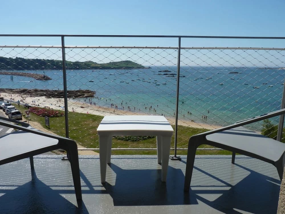 Pavillon de la plage - Miniature 7