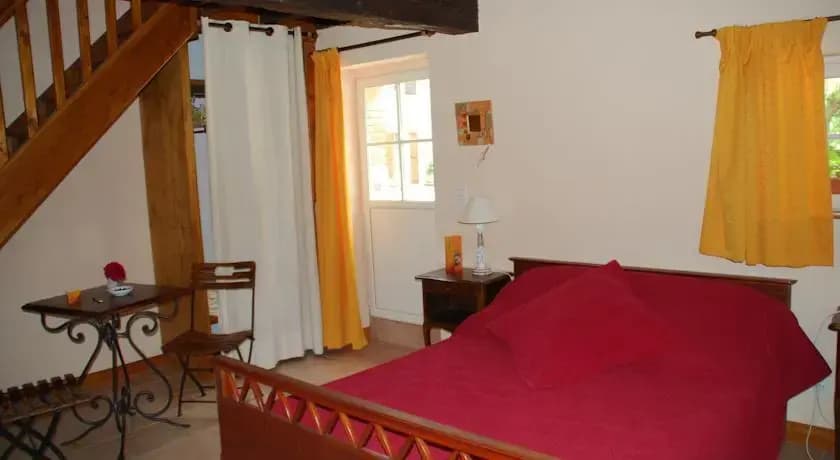 Chambres d'Hôtes La fontaine de Lautrec - Photo 1
