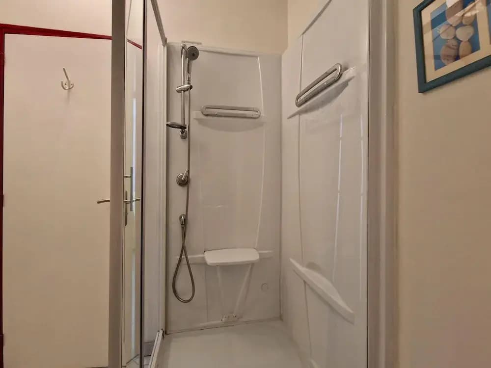 Apartment in Erquy Near Emerald Coast Beaches - Miniature 6