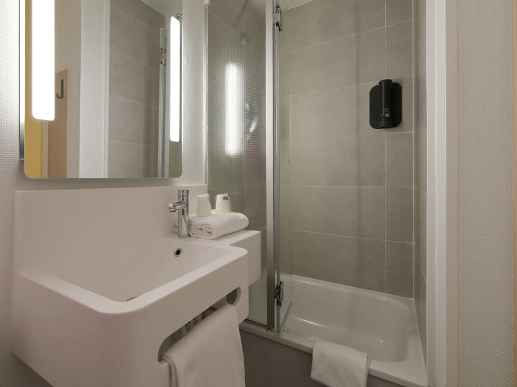 B&B Hotel Le Mans Nord 2 - Miniature 8