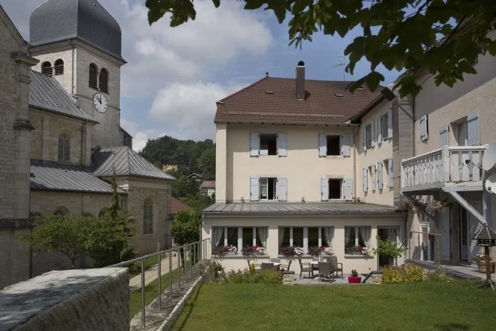 La Couronne - Photo 1