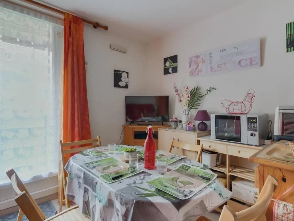 Appartement Esquièze-Sère, 1 pièce, 4 personnes - FR-1-402-81 - Miniature 6