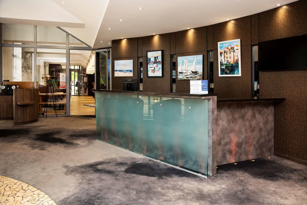 Best Western Plus Hotel Colbert - Photo 2