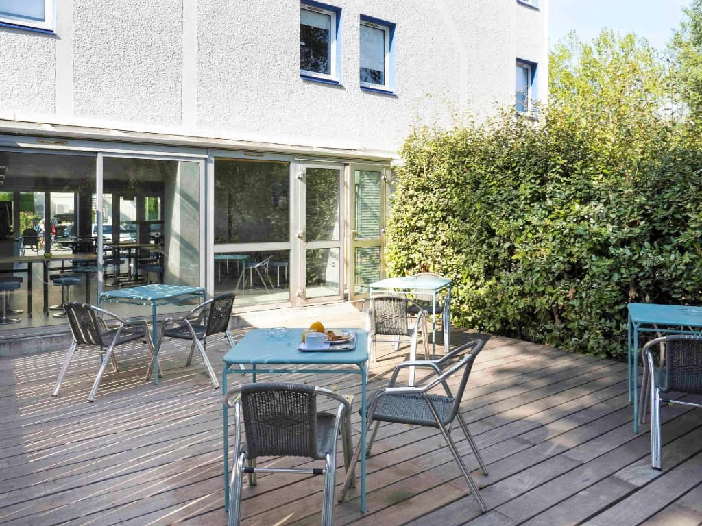 Ibis Budget Arles Sud Fourchon - Miniature 8