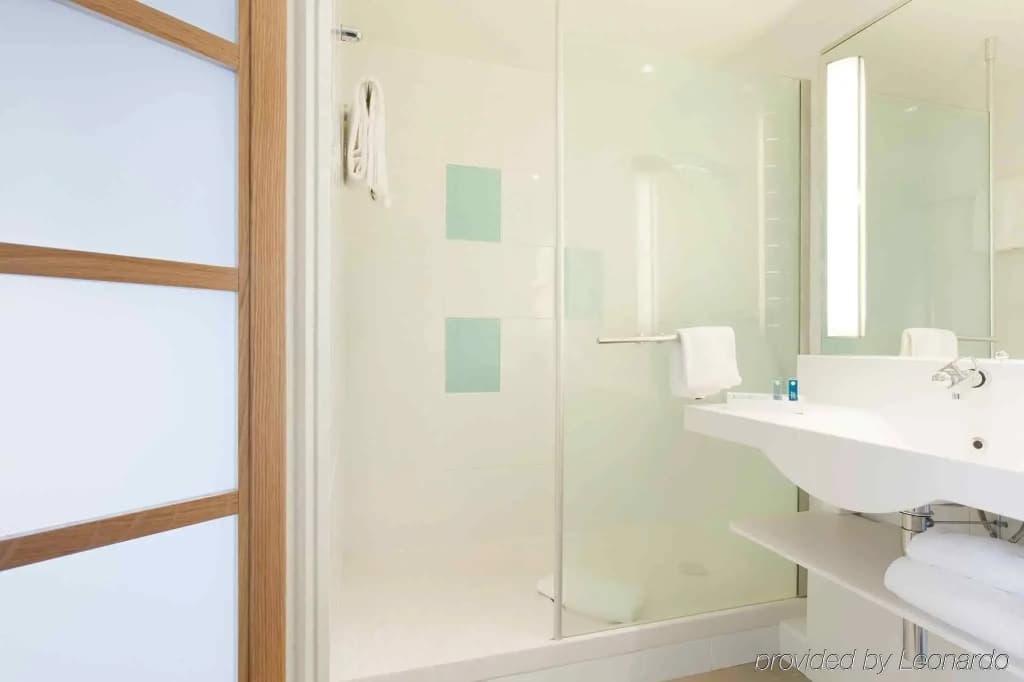 Novotel Paris Saclay - Miniature 8