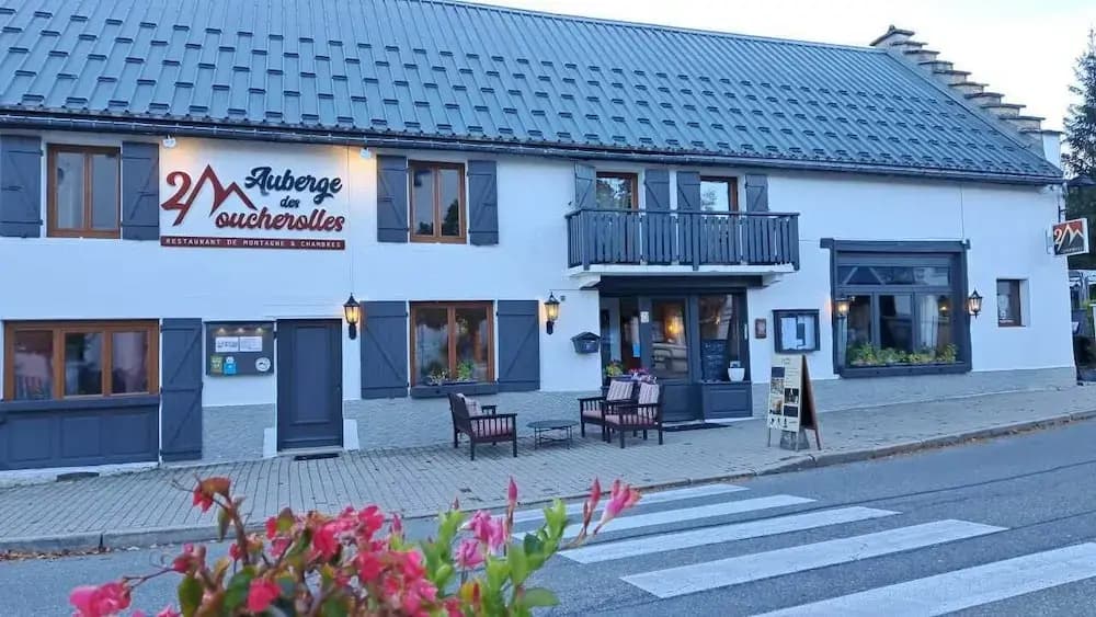 Auberge Les 2 Moucherolles - Photo 1