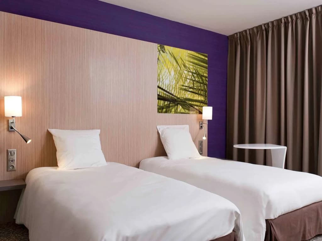 Ibis Styles Troyes Centre - Photo 4