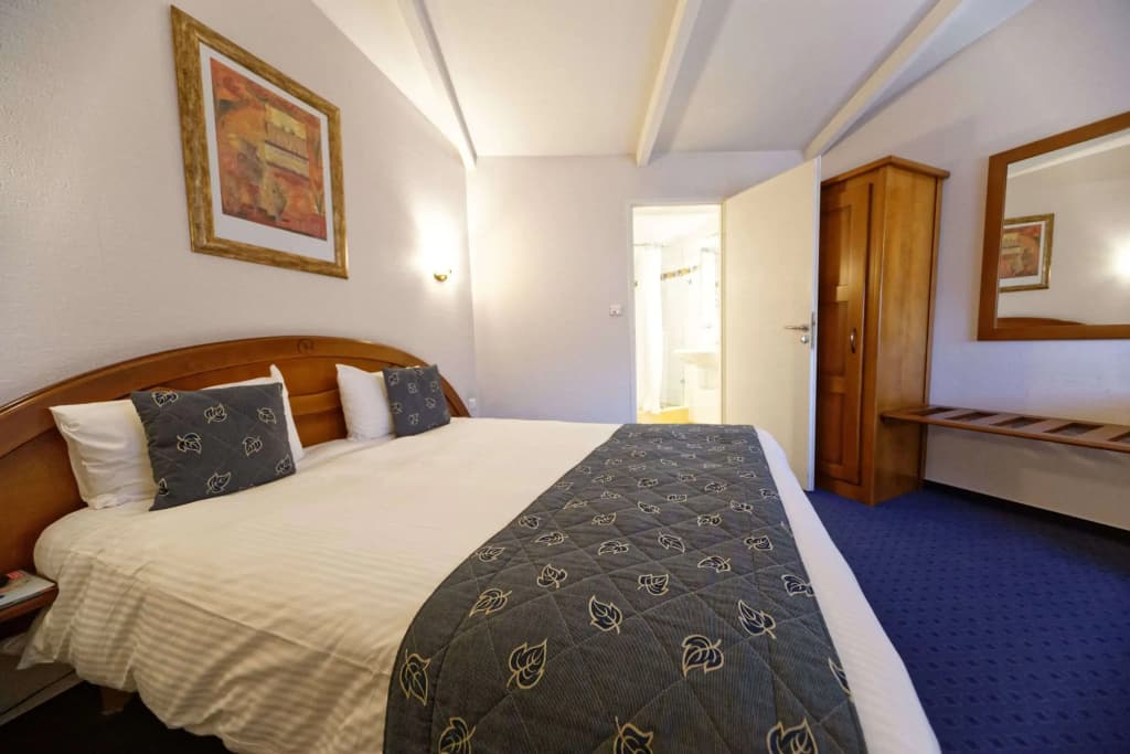 Charme Hôtel Montbéliard - Photo 4