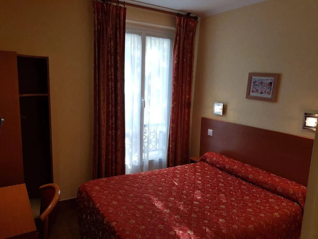 Hôtel de la Place des Alpes - Photo 5