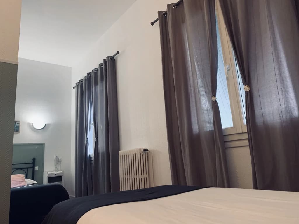 Hôtel Trianon - Miniature 7