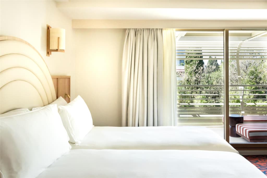 Hotel Ventura Saint-Tropez, Tapestry Collection By Hilton - Miniature 6