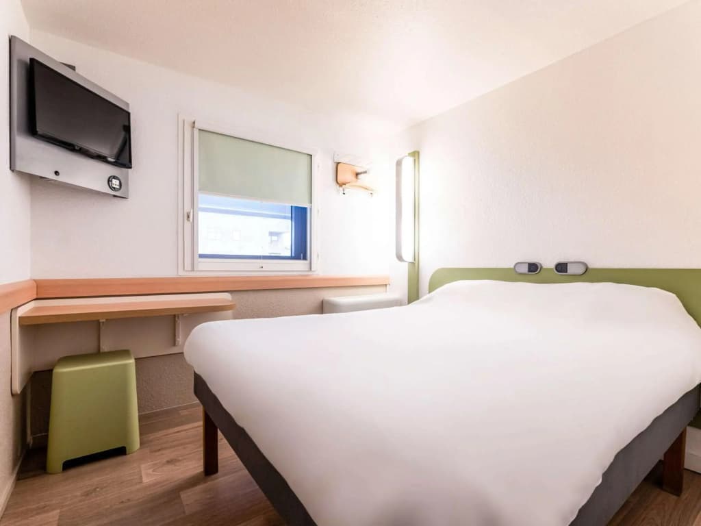 ibis budget Bordeaux Centre Mériadeck - Photo 4