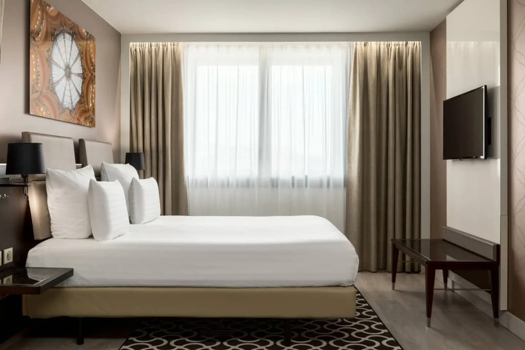 AC Porte Maillot Hotel - Miniature 6