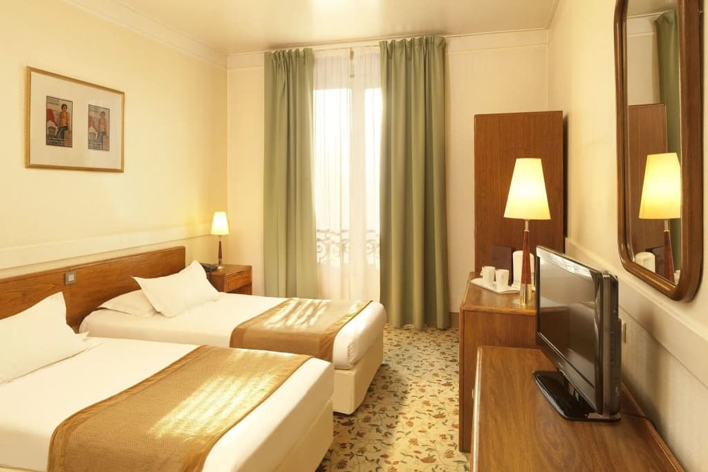Hôtel Oceania Le Métropole Montpellier - Photo 2