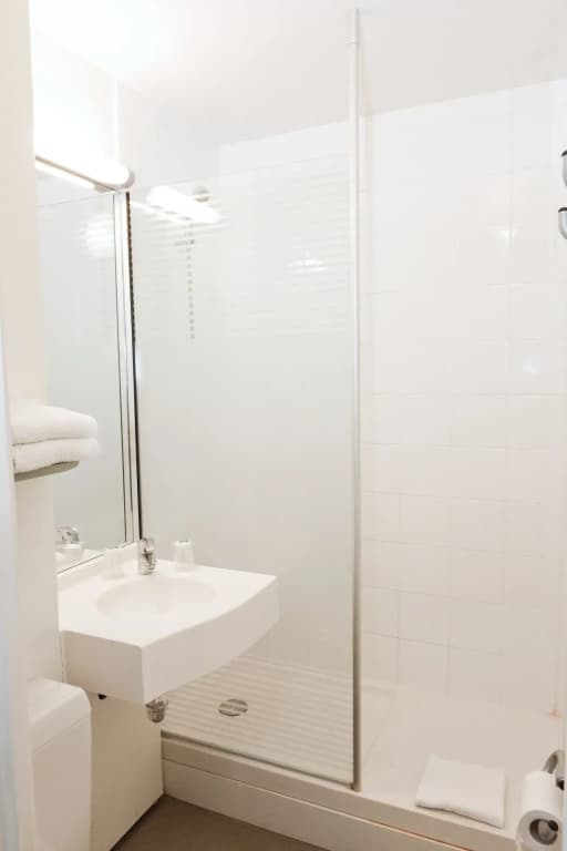 ibis budget Rouen Sud Zenith - Miniature 8