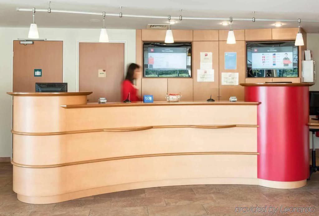 Ibis Golfe de Saint Tropez - Miniature 2