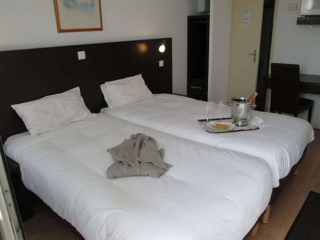 Top Motel - Miniature 2