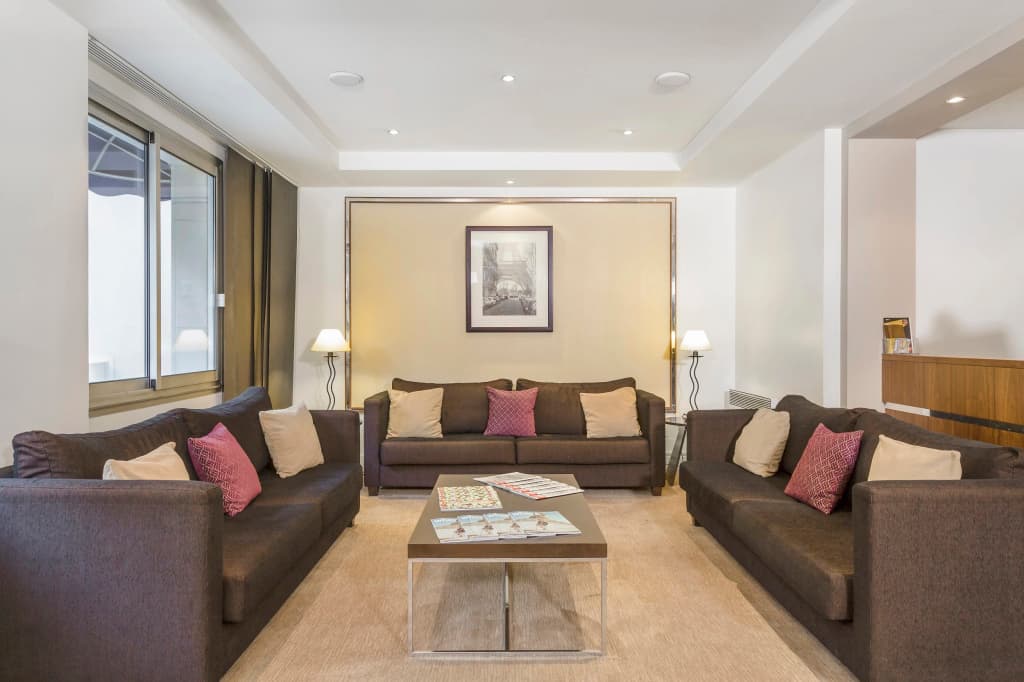 Royal Regency Paris Vincennes - Photo 3