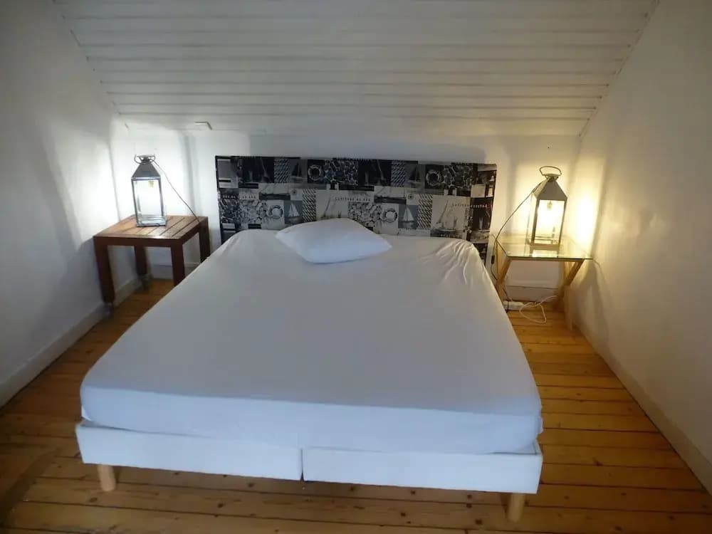 Charming Sea View Stay, 50m Close - Miniature 3