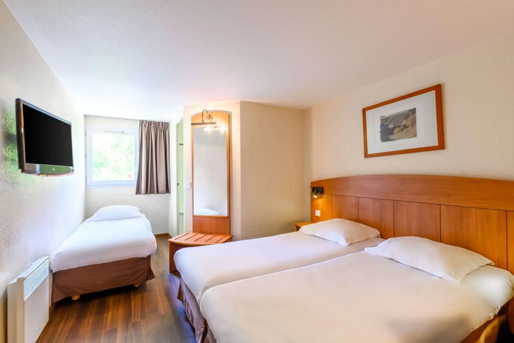 Comfort Hotel Amiens Nord - Miniature 6