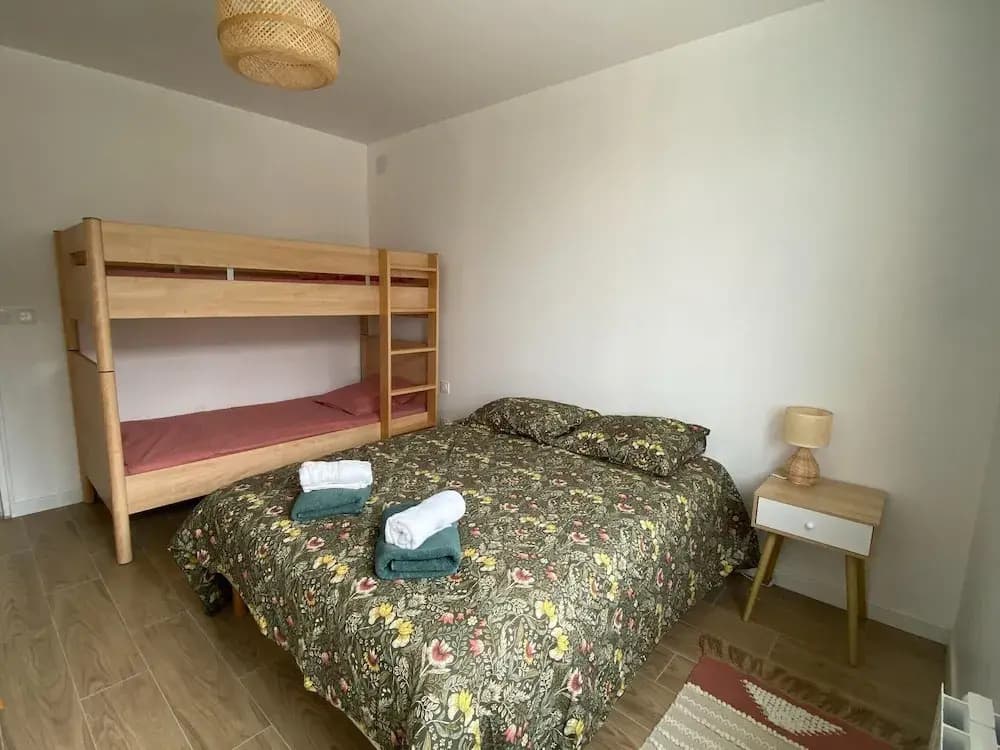 Holiday Home in France With Sea View Terrace - Miniature 3