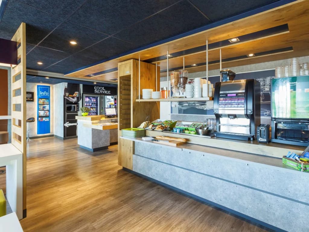 Ibis Budget Les Sables d'Olonne - Miniature 8