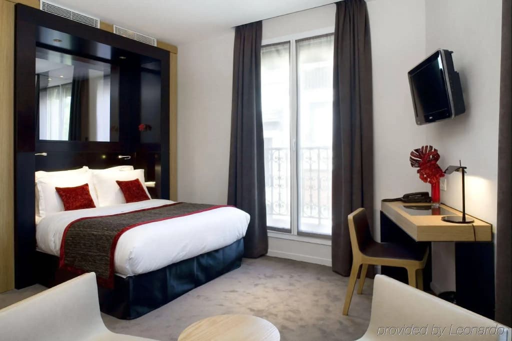 Hotel Marceau Champs Elysees - Photo 3