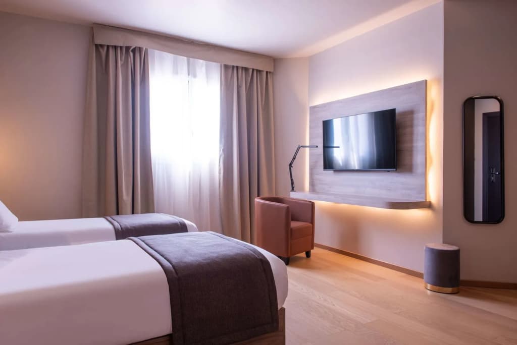 Golden Tulip Dieppe - Miniature 6