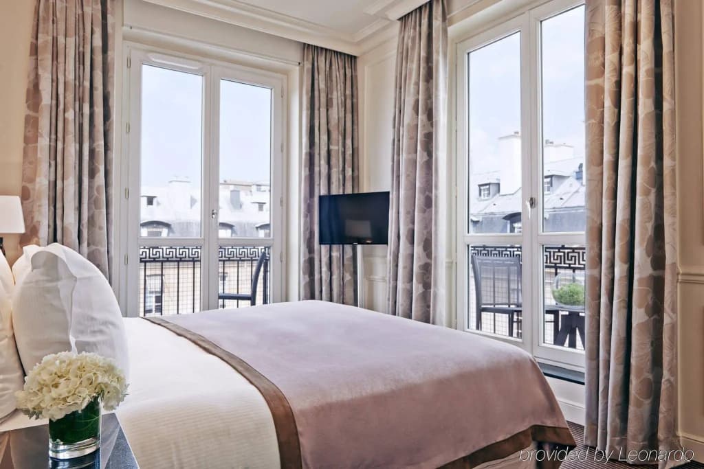 Grand Hotel du Palais Royal - Miniature 6