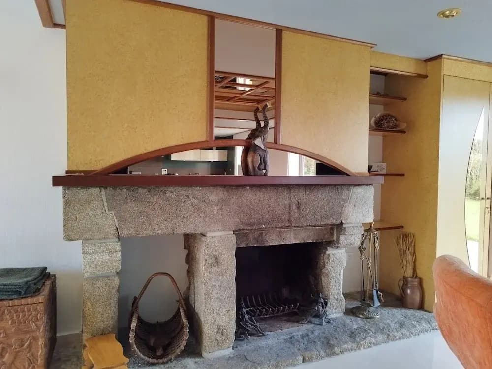 House in Breles Near Rock Beach & Amusement Park - Miniature 2