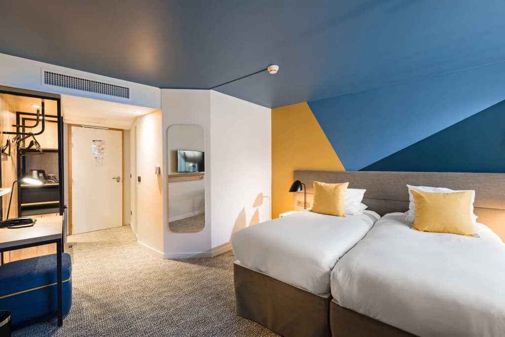 Radisson Hotel Aix en Provence - Photo 2
