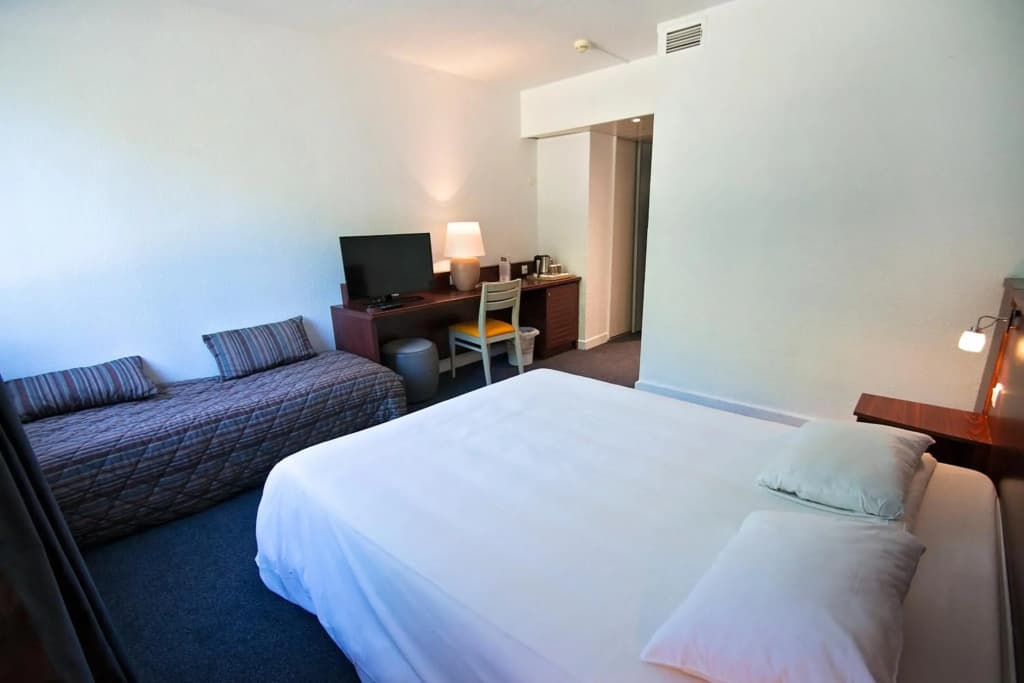 Hotel Kyriad Nemours - Photo 3