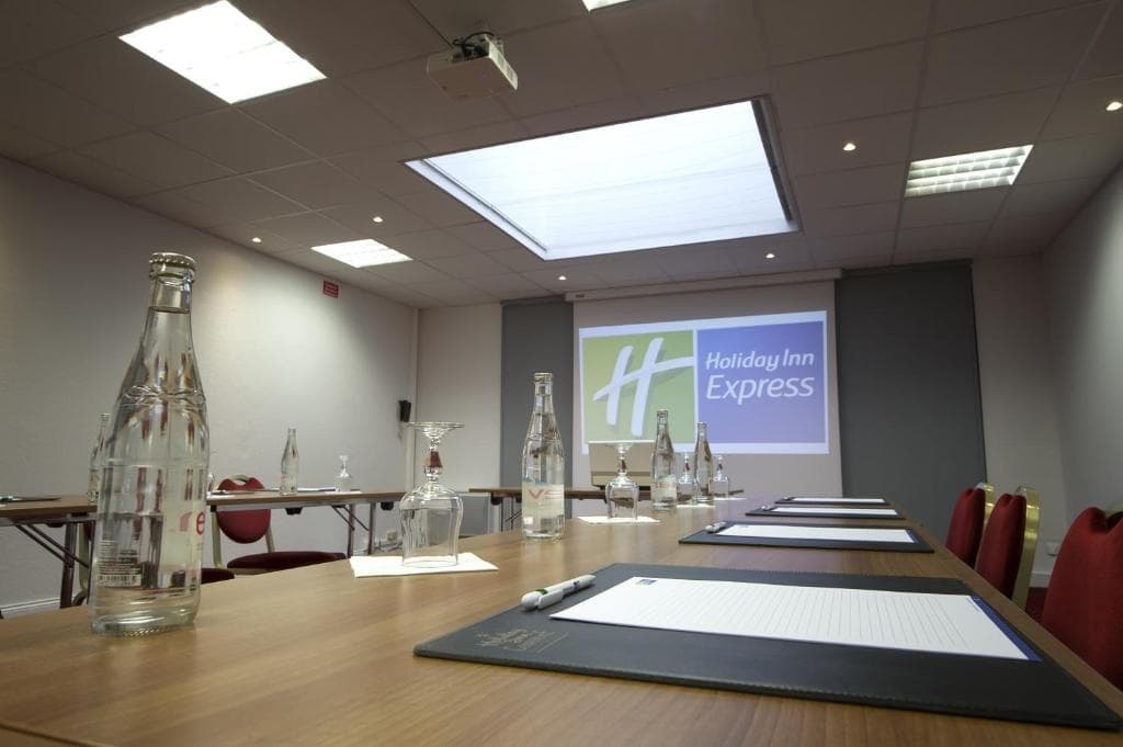 Holiday Inn Express Lille Centre by IHG - Photo 5