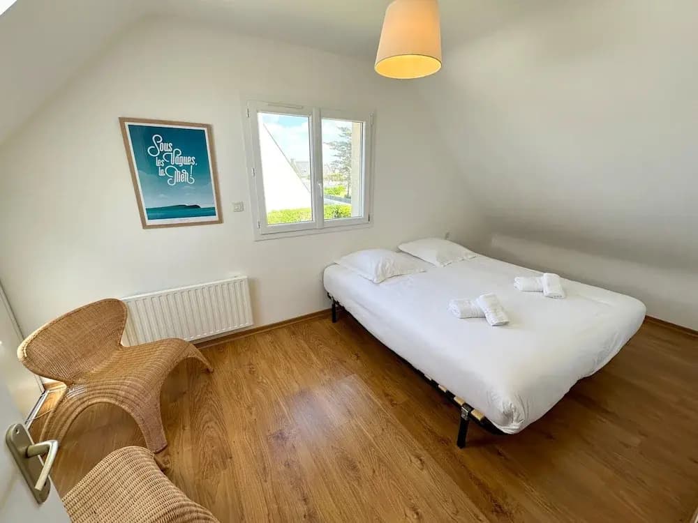House in Ploudalmezeau With Beach Access - Photo 1