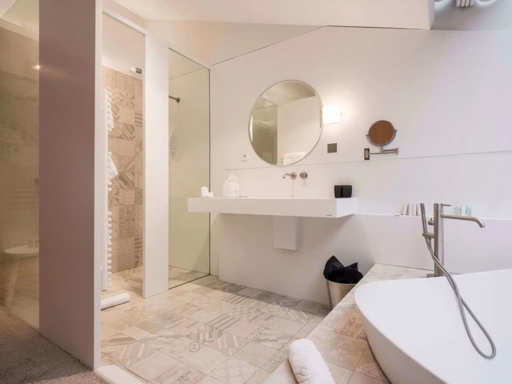 Yndo Hotel - Miniature 8