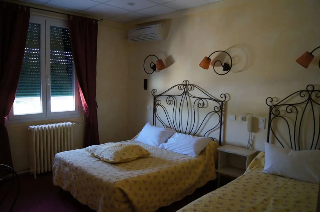 Hôtel Régence - Photo 4