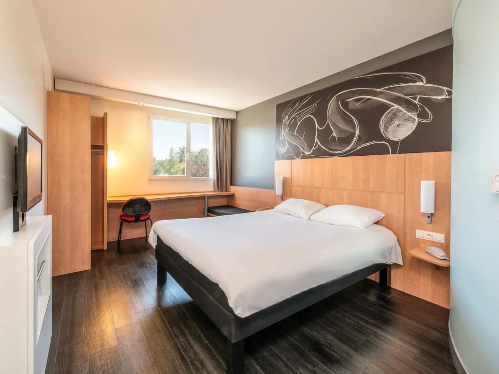 ibis Issoire - Photo 3