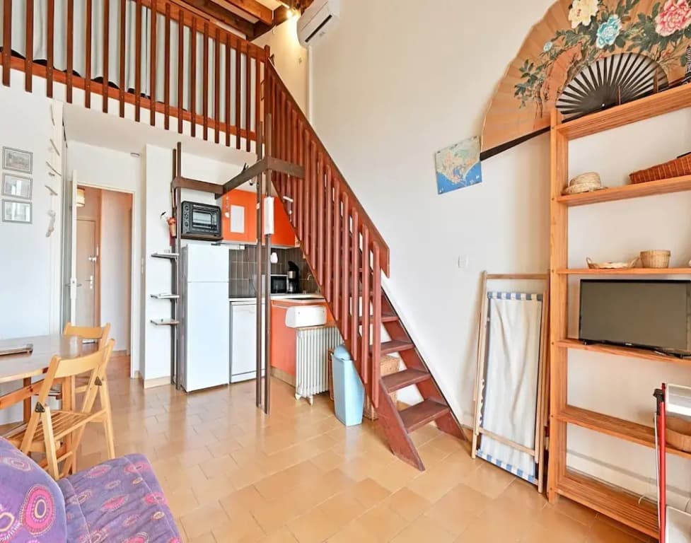Apartment for 5 Guests, Agde - Miniature 6