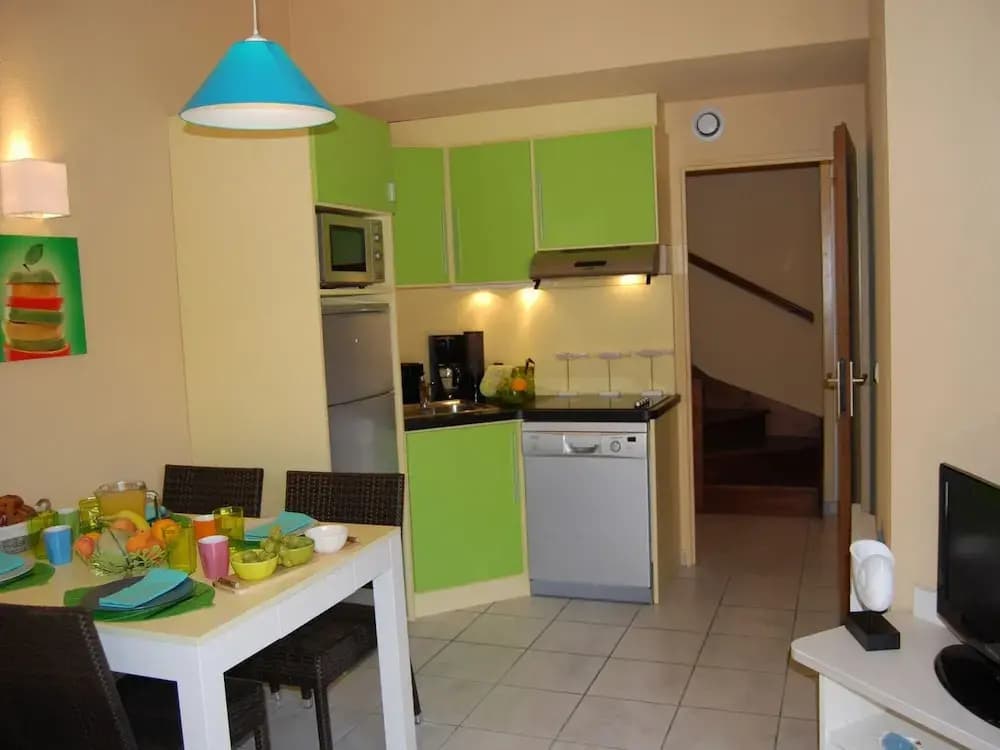 Holiday Home 250m From the sea at St. Cyprien Plage - Miniature 8