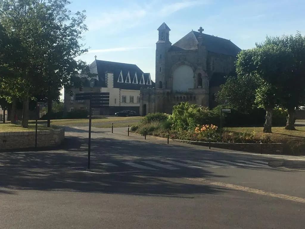 Josselin Church View . - Miniature 4