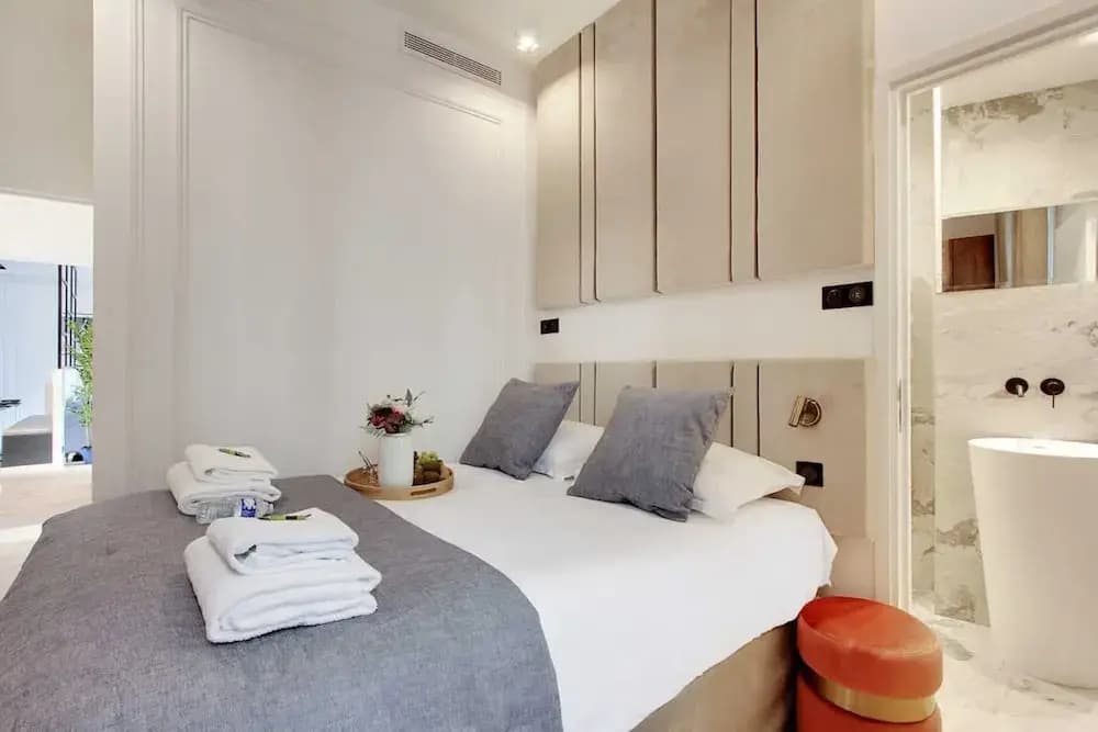 Luxury Apartment With AC Center of Paris - Photo 3