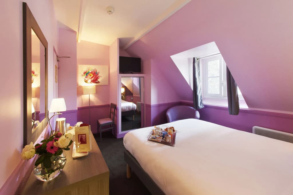 Hôtel Poussin - Photo 5