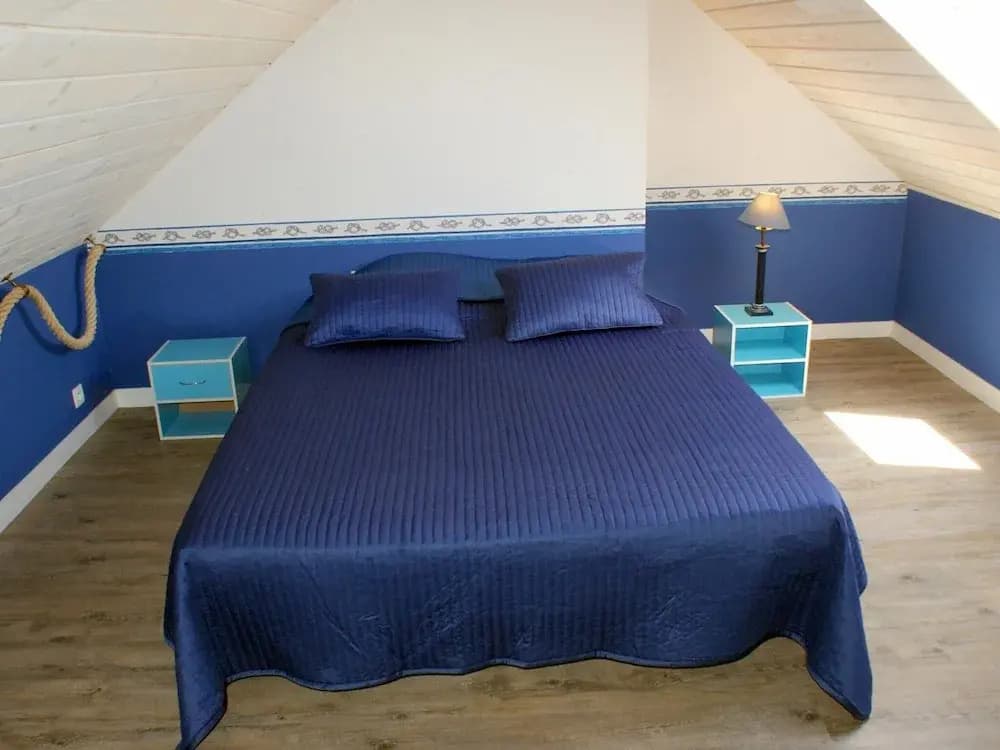 Holiday Home in Plouarzel Near Sandy Cove - Miniature 3