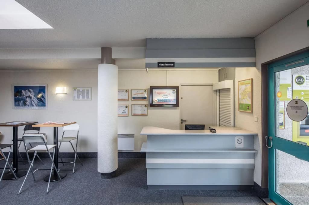 B&B HOTEL Annecy Argonay - Miniature 6