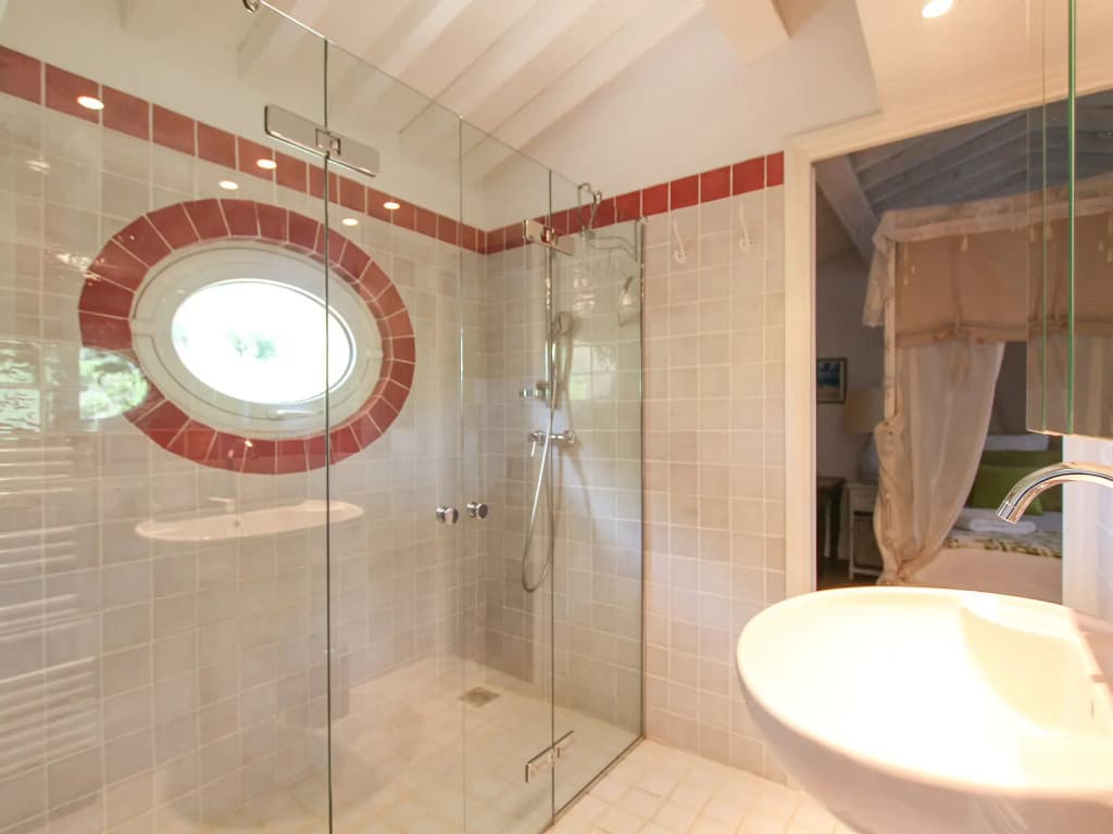 Serene Holiday Home in Grimaud With Private Pool - Miniature 6