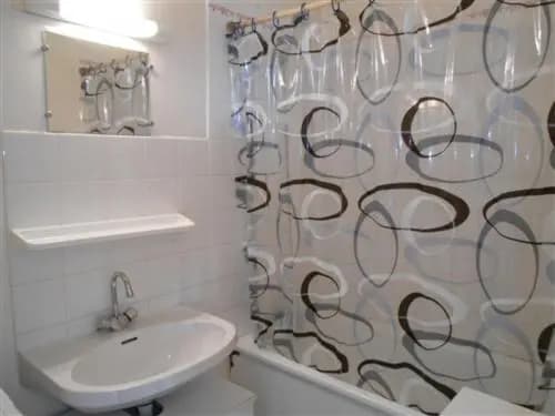 Rental Apartment Dans Residence Au Pied de la Plage - Miniature 6